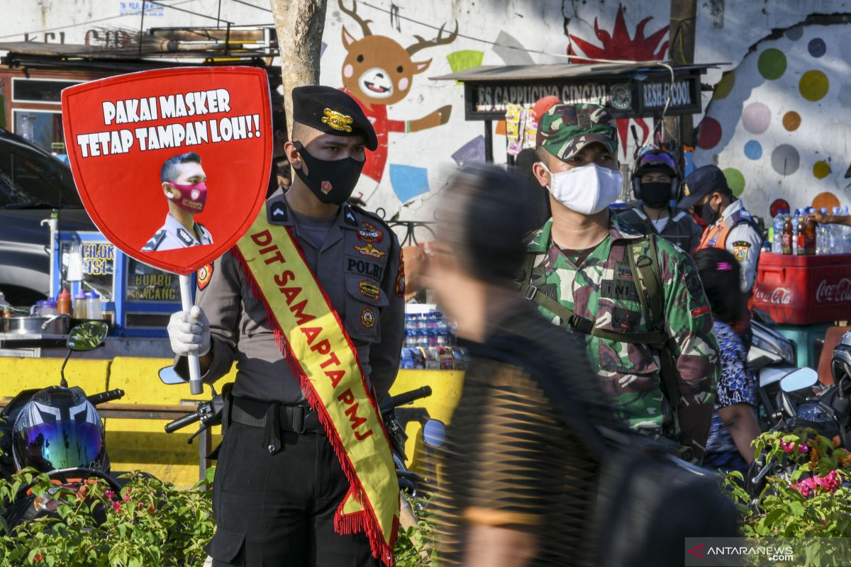 TNI-Polri harus jadi teladan dalam kepatuhan kepada hukum