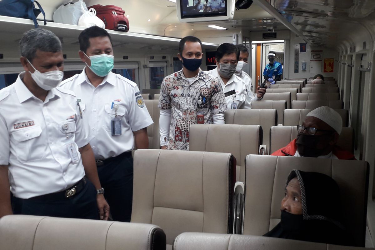 KAI siapkan ruang isolasi di dalam kereta api