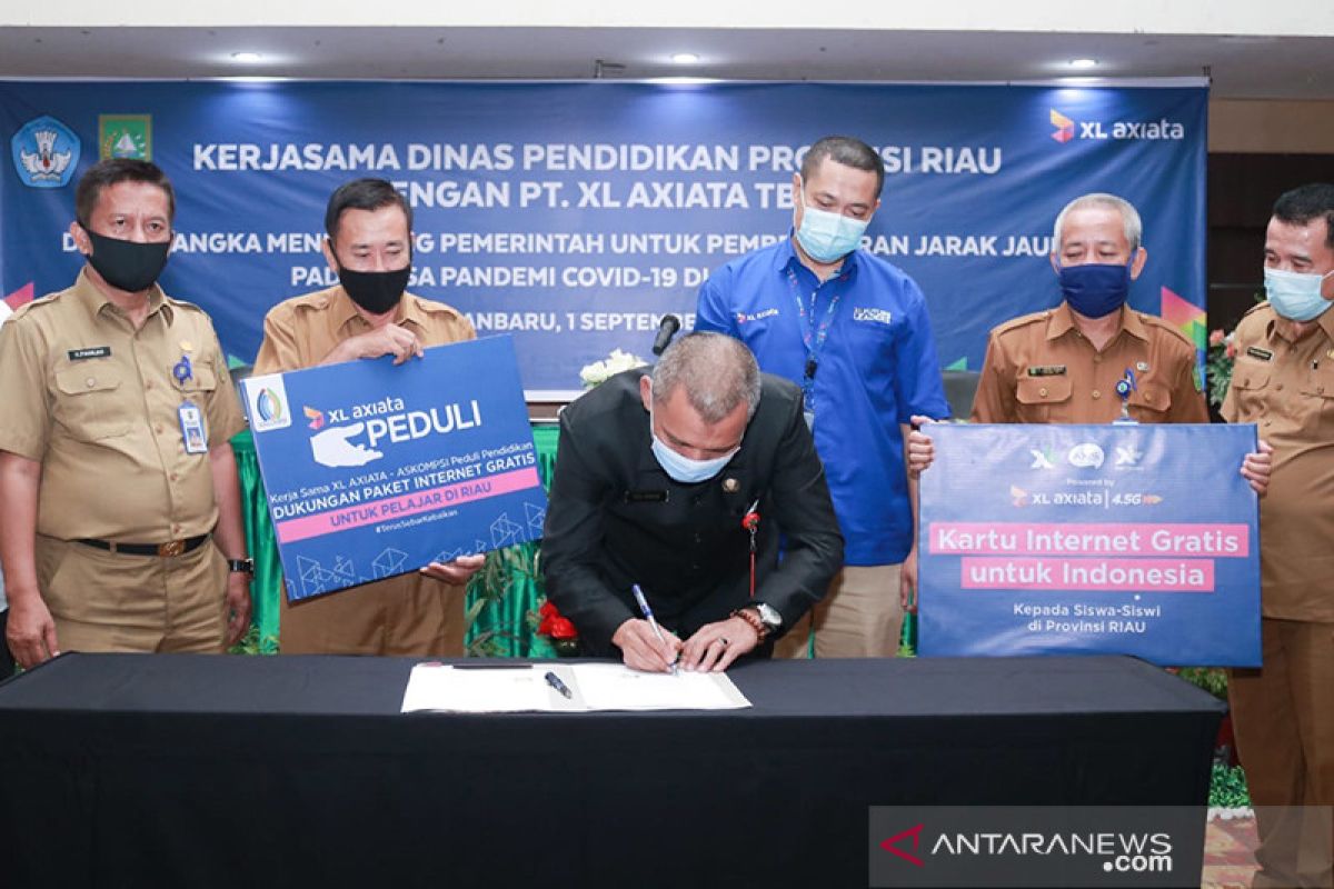 XL Axiata bantu kegiatan pembelajaran jarak jauh 60 ribu siswa Riau