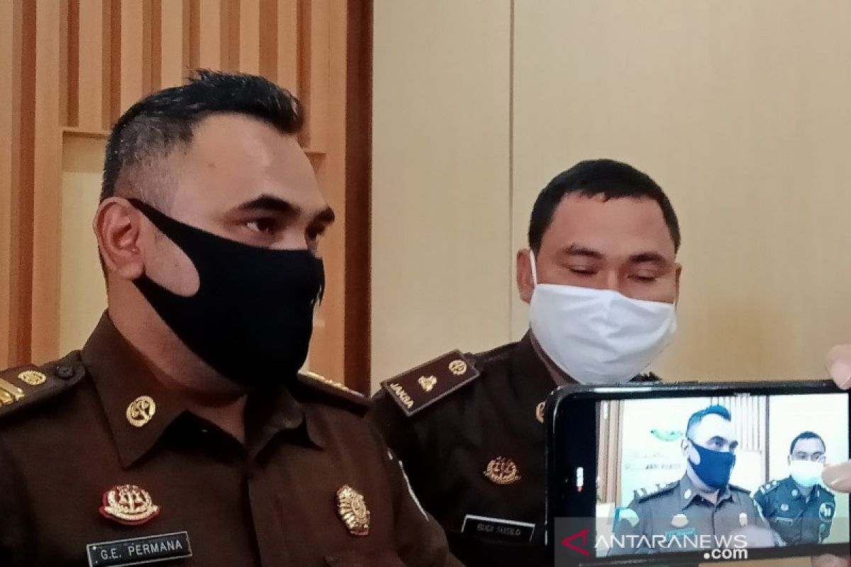 Kejari jemput kontraktor pelaksana pengadaan ambulan Dinkes Penajam