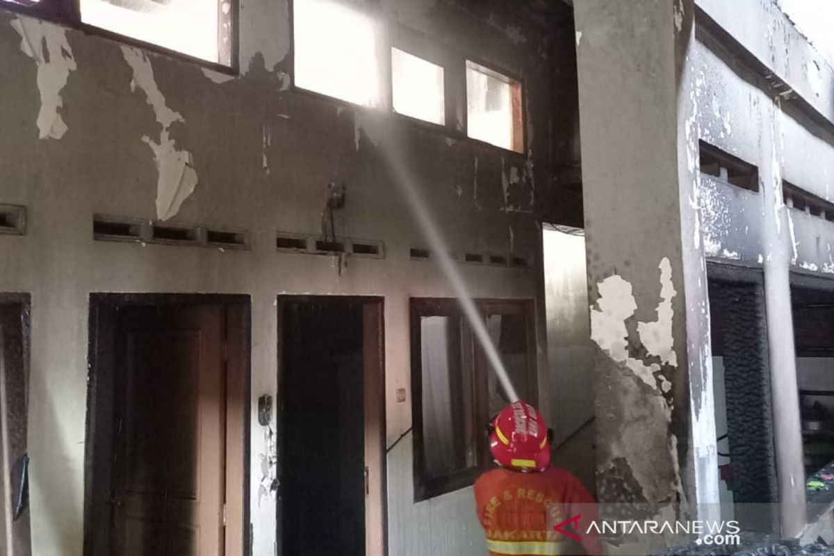Lalai saat masak akibatnya masjid di Pondok Kelapa terbakar