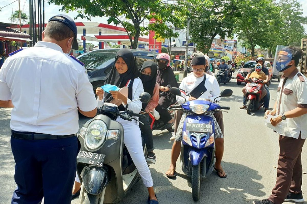 Satgas lakukan razia masker di Kota  Binjai