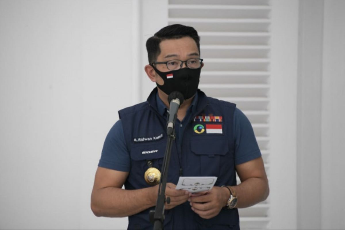 Ridwan Kamil berduka 100 dokter meninggal karena COVID-19