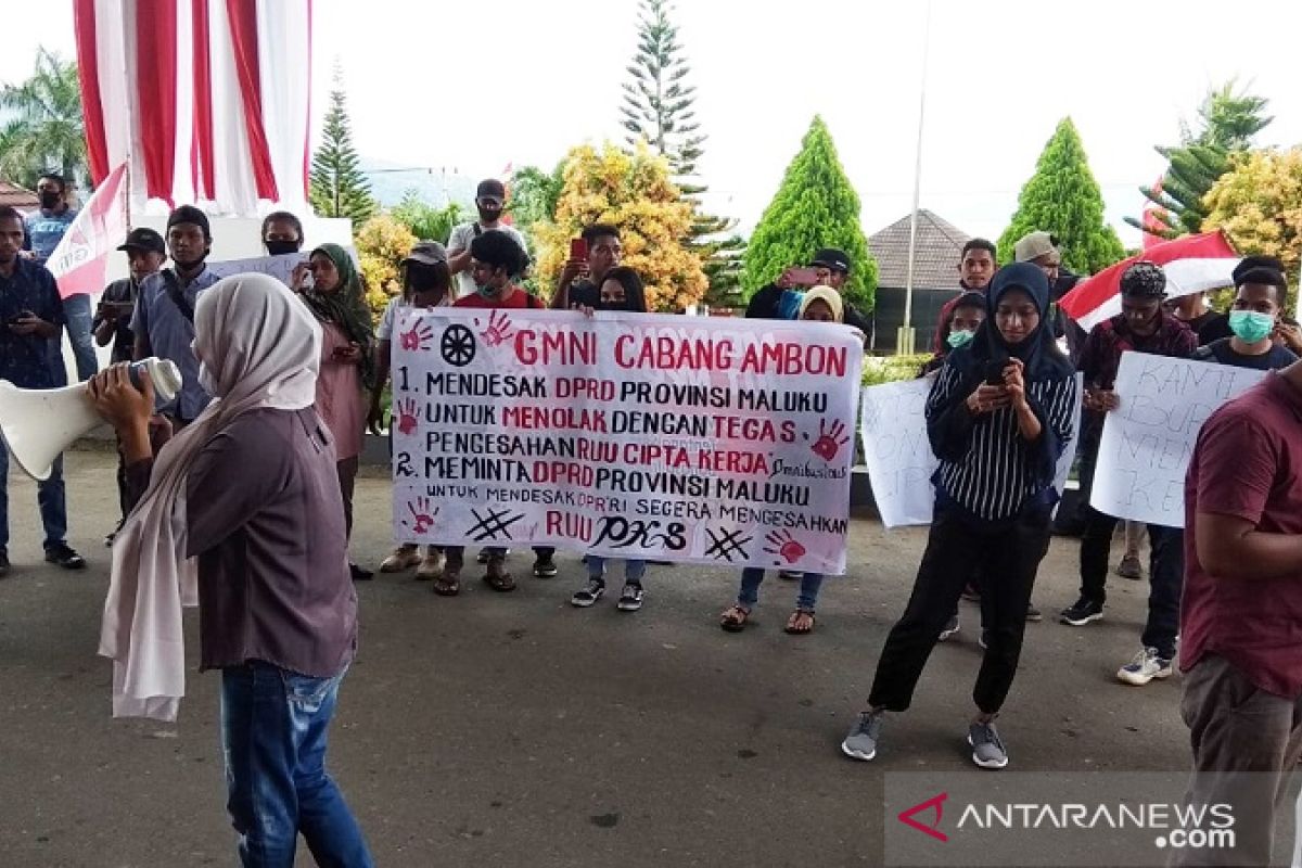 GMNI Cabang Ambon : RUU Cipta Kerja dan PKS tidak pro rakyat