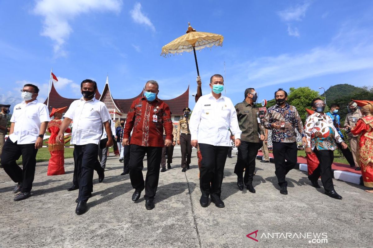 Wagub Sumbar ajak semua kandidat kepala daerah ciptakan kondisi Pilkada aman dan sejuk