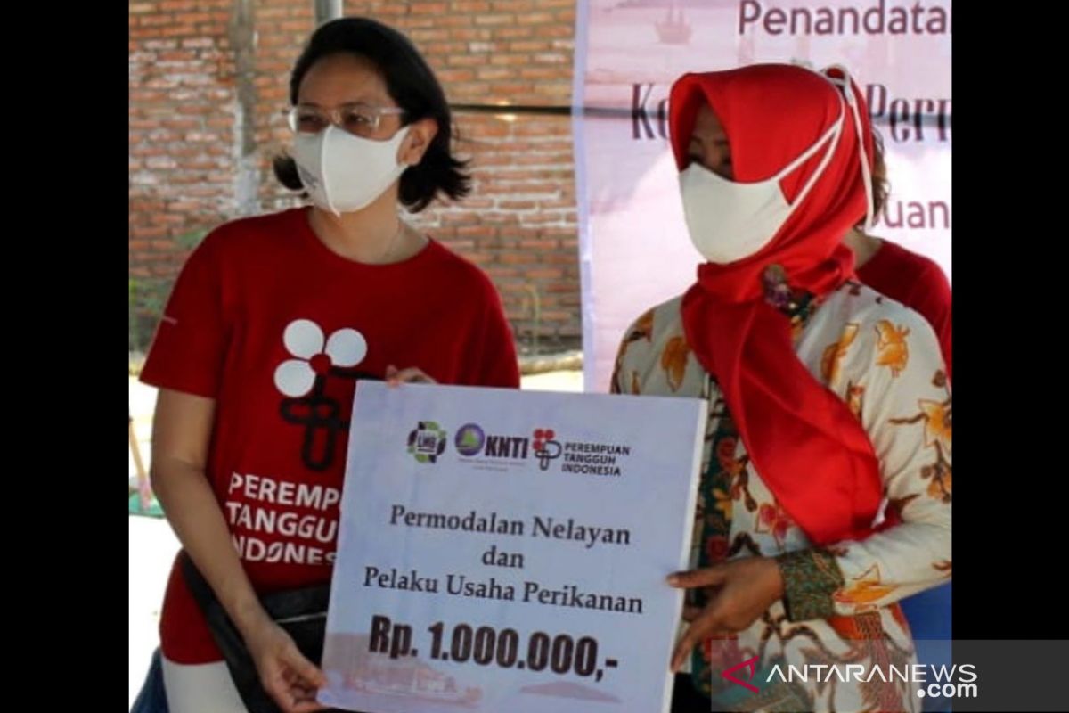 Aktivis perempuan bantu nelayan berupa pinjaman bergulir