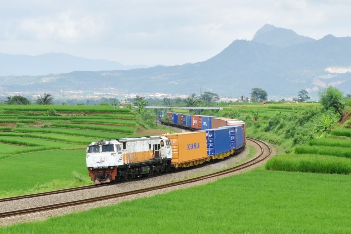 Kemenhub kaji pemulihan logistik selama pandemi