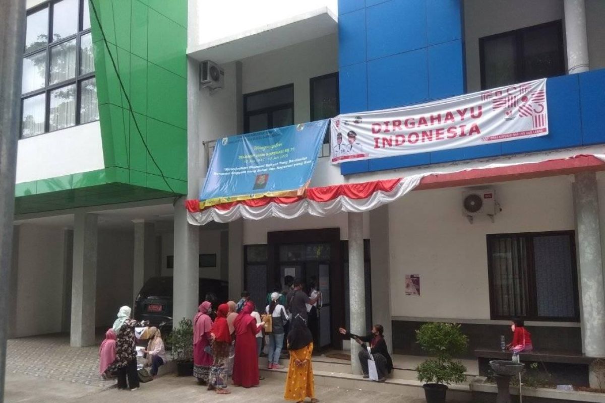 Pelaku UMKM di Kabupaten  Lebak ajukan permohonan banpres Rp2,4 juta