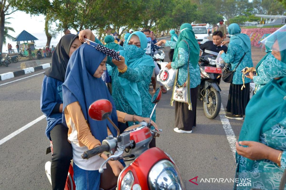 PKK Kota Sabang mulai aksi Gebrak Masker