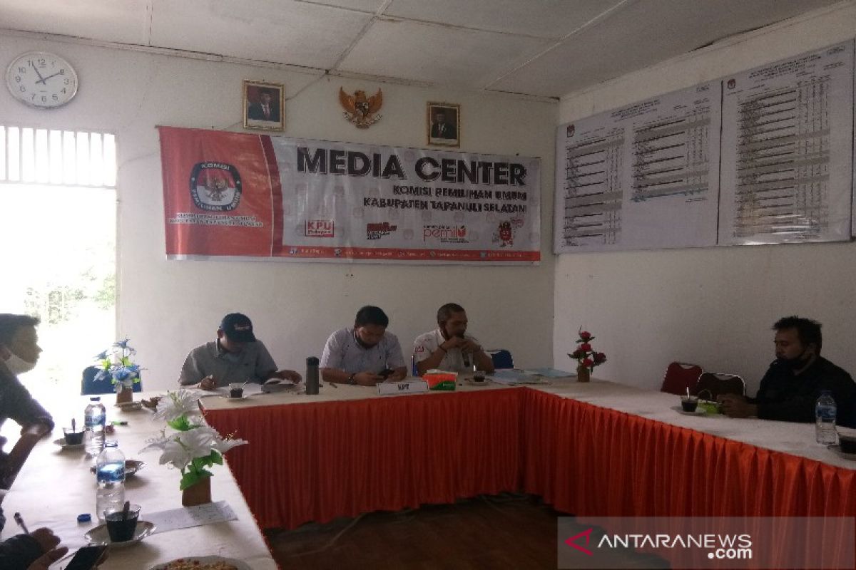 KPU Tapsel: Bapaslon  yang positif COVID-19 tidak boleh hadir saat mendaftar