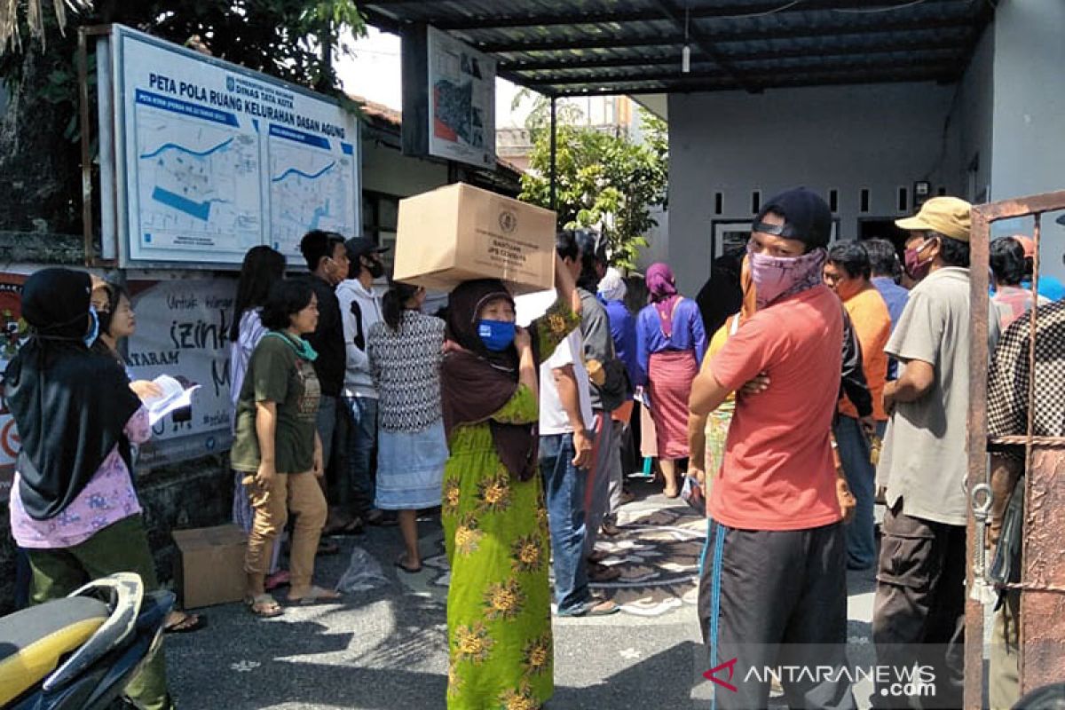 80 persen isi paket JPS Mataram hasil produksi UMKM