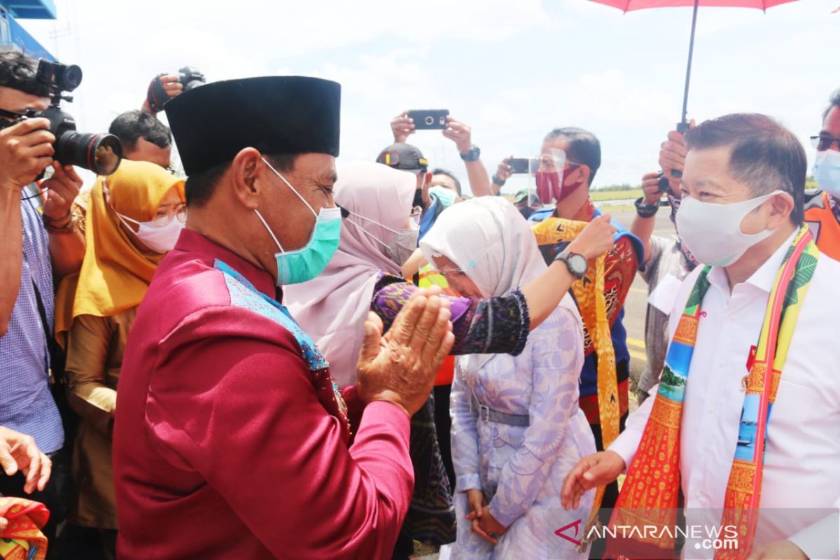 Bupati Belitung sambut kedatangan Menteri PPN/ Kepala Bappenas RI