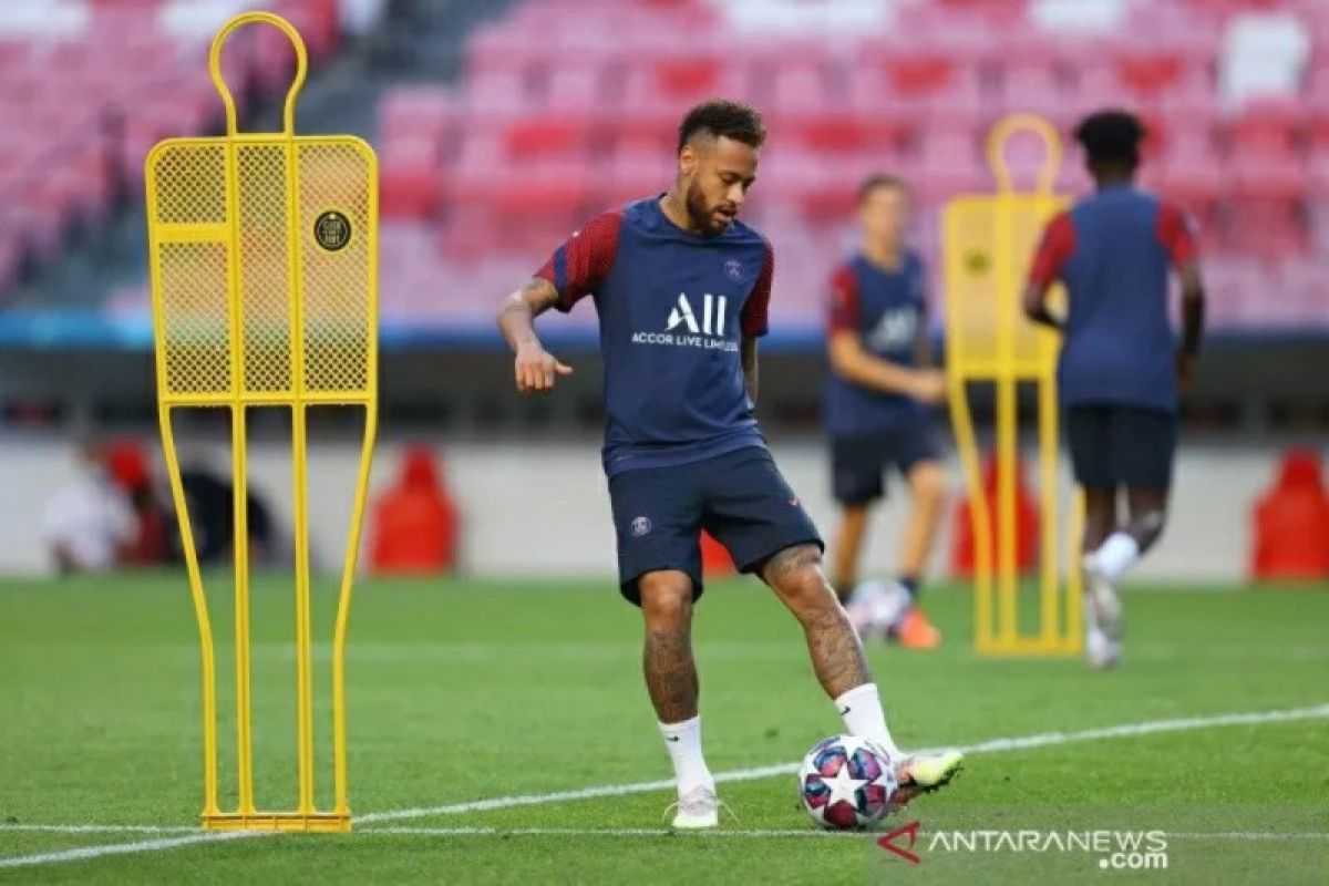 Neymar kembali berlatih sejak dinyatakan positif COVID-19