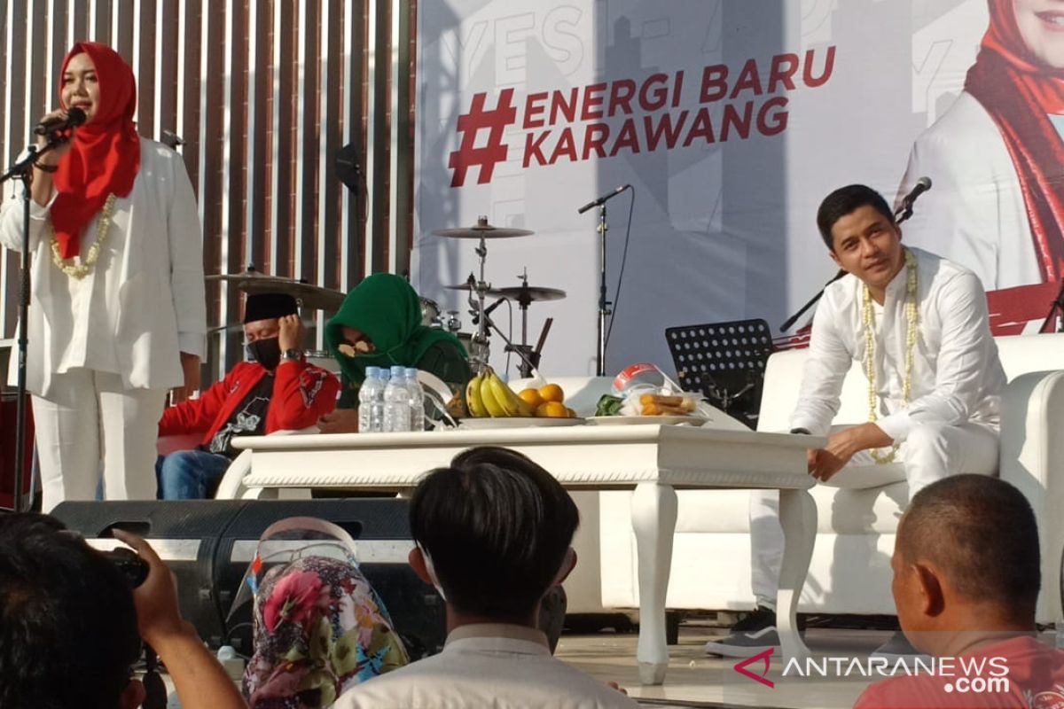 Koalisi Poros Juang Karawang lakukan deklarasi pasangan Yesi-Adly Fairuz