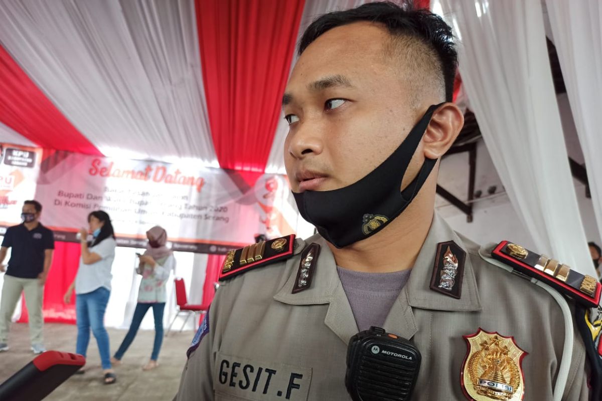 Jelang Pendaftaran Calon Bupati Serang, Polisi Rekayasa Lalulintas Sekitar Kantor KPU