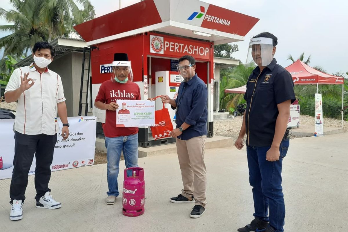 Pertamina apresiasi konsumen perdesaan  di Banten saat peringati hari pelanggan