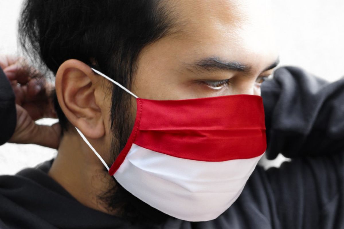 Eiger produksi masker merah putih hingga 