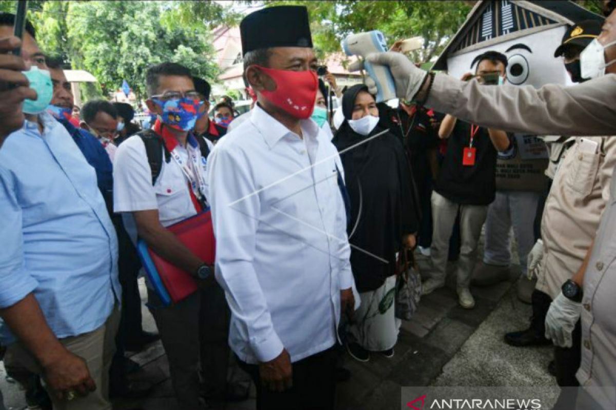 Wali Kota Palu petahana daftarkan diri maju Pilkada 2020