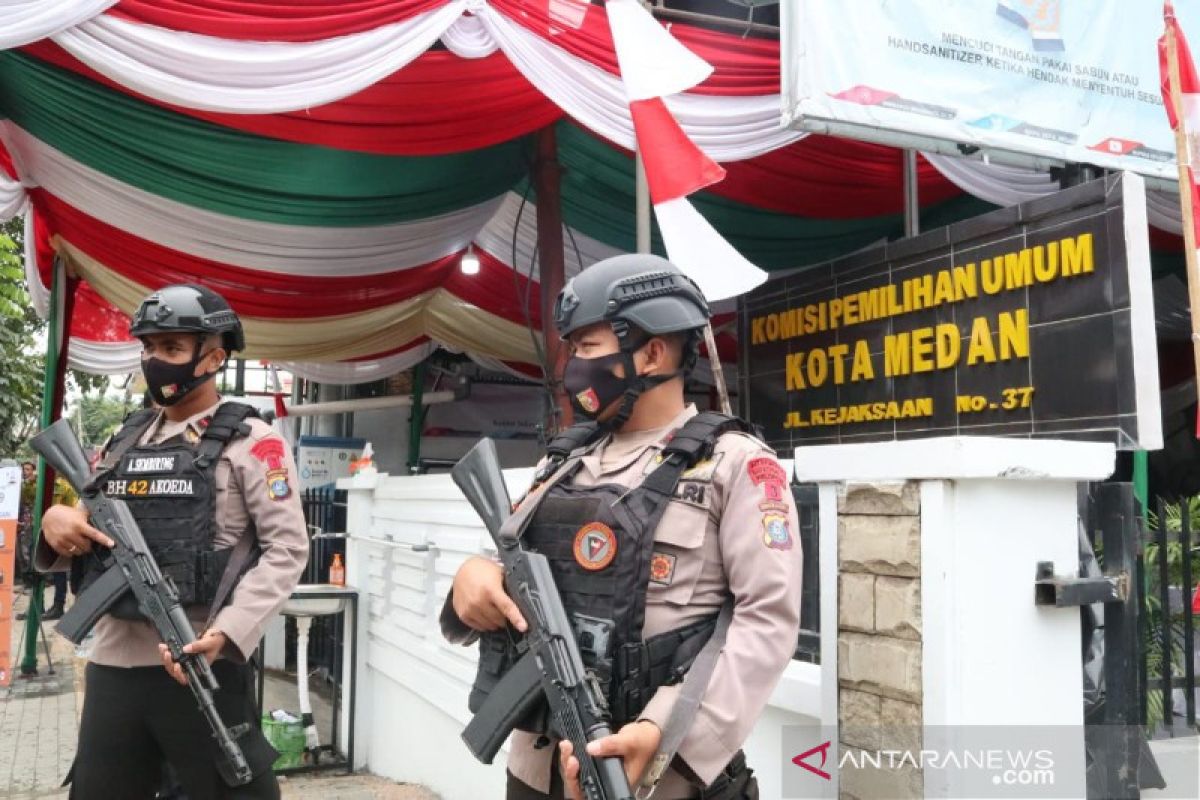 Brimob Polda Sumut turunkan tim pengamanan di KPU Medan