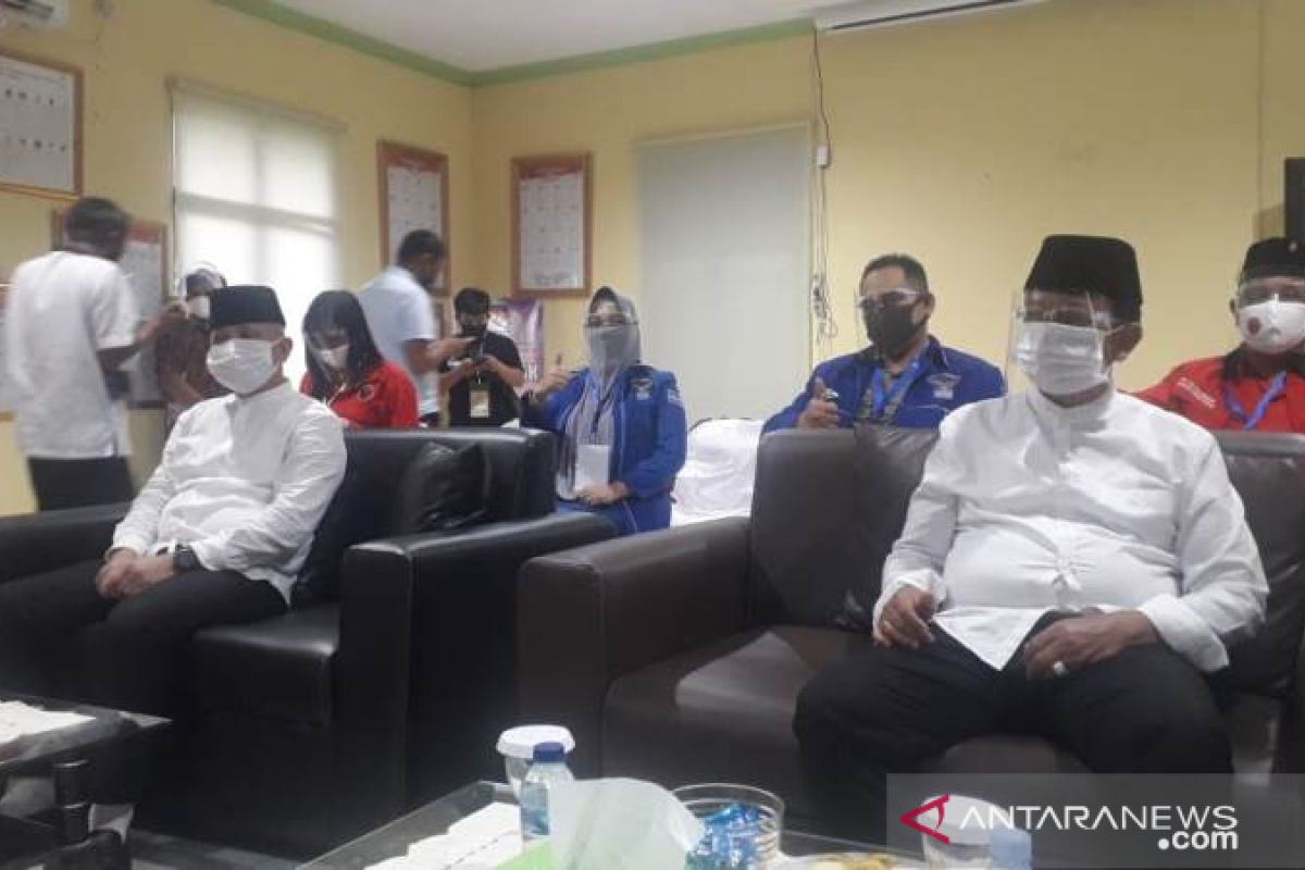 Pasangan Didit-Korari mendaftar ke KPU Bangka Tengah