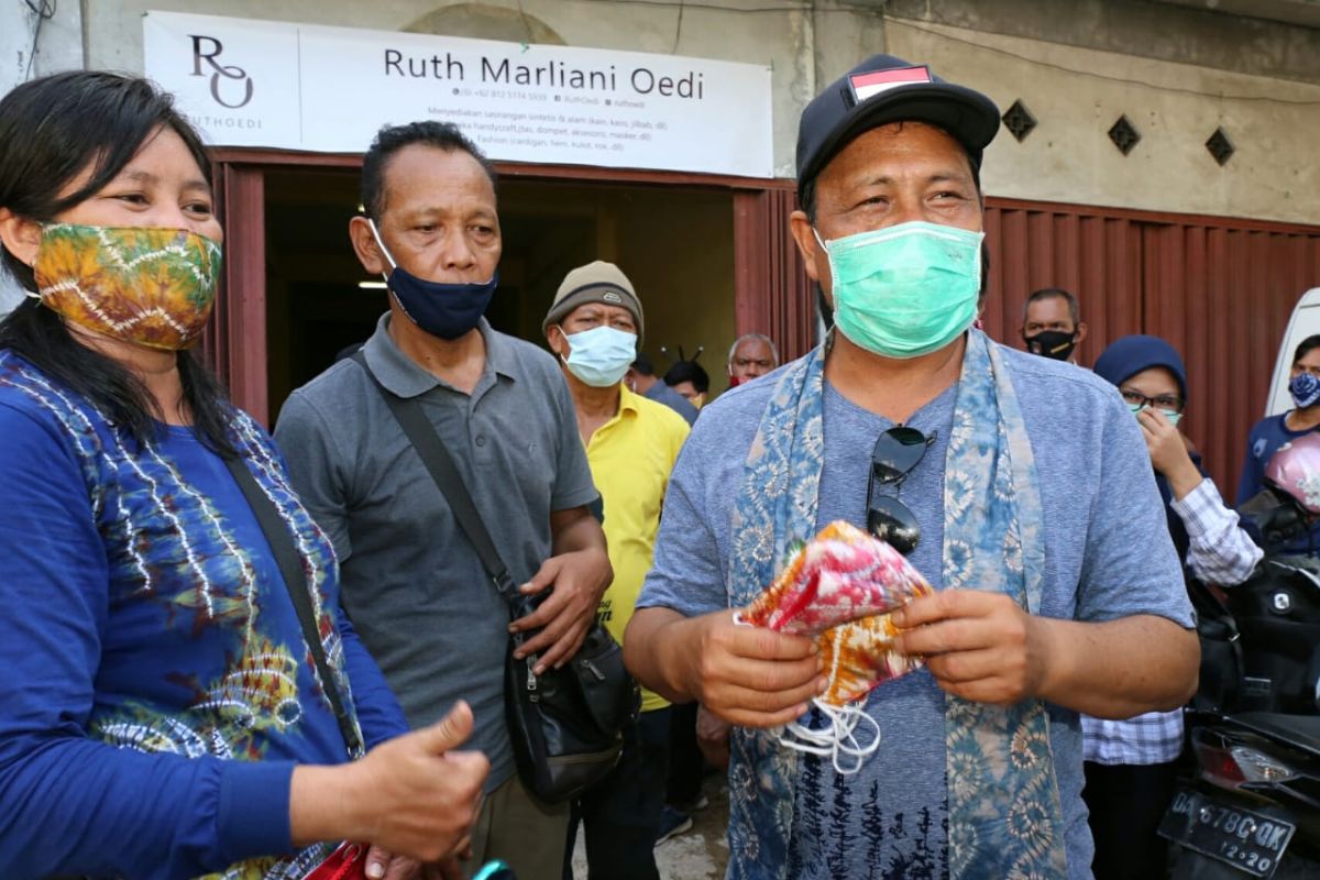 Gubernur Kalsel sampaikan 800 ribu masker siap dibagikan ke masyarakat