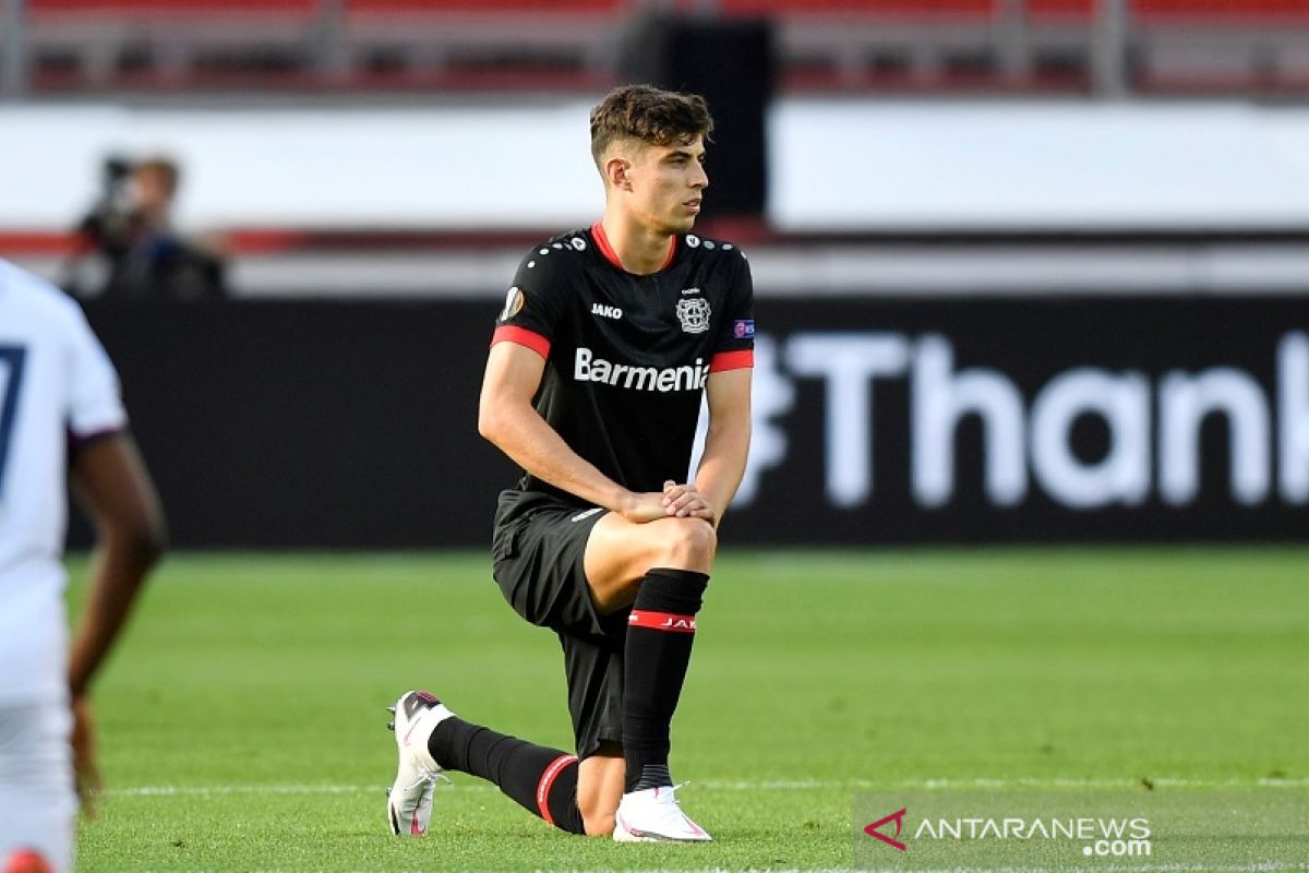 Kai Havertz resmi gabung Chelsea dari Bayer Leverkusen.