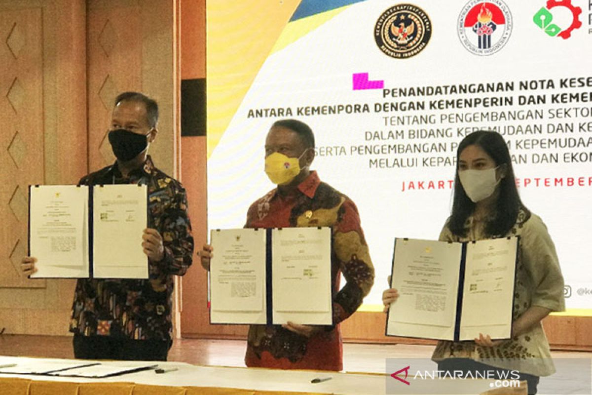 Tandatangani MoU, Menperin : Bangkitkan industri alat olahraga