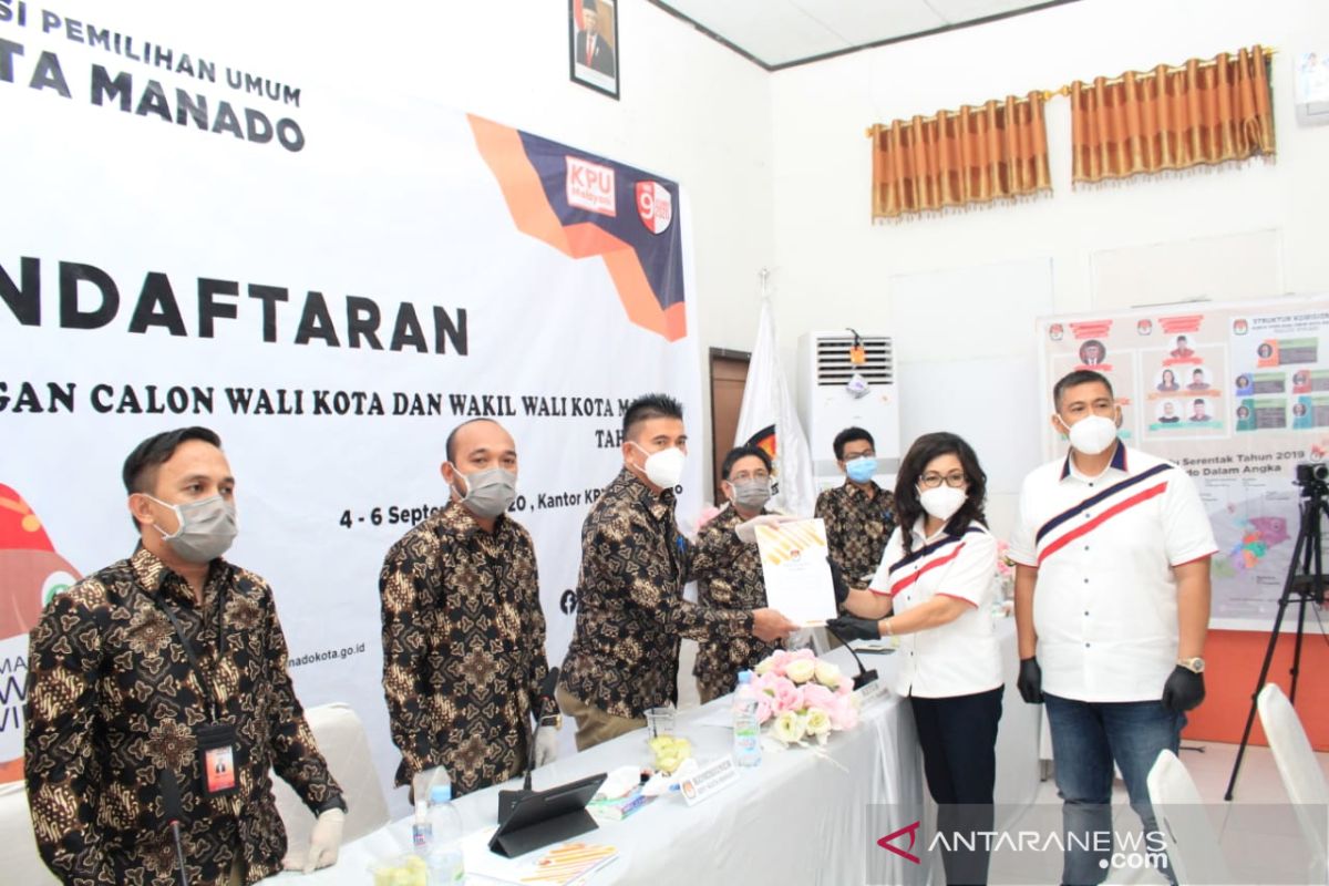 Pasangan balon wali kota Manado Paula-Harley resmi daftar di KPU