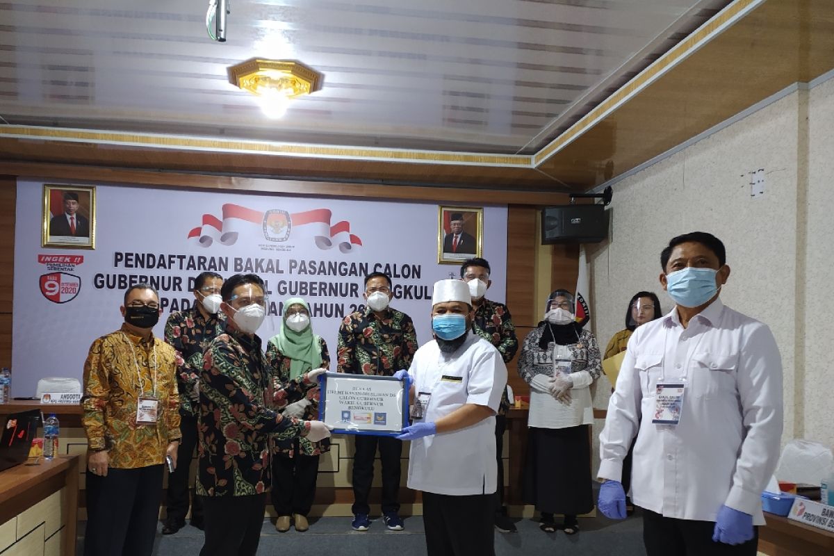 Pendaftaran Pilkada, Helmi-Muslihan pendaftar pertama Pilgub Bengkulu