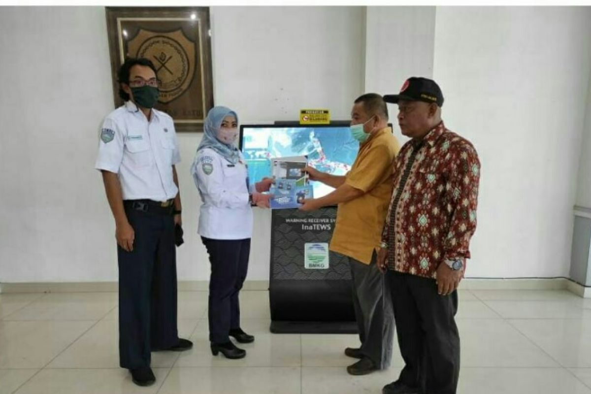 BMKG sosialisasi informasi  gempa dan tsunami di Pesisir Pantai Timur