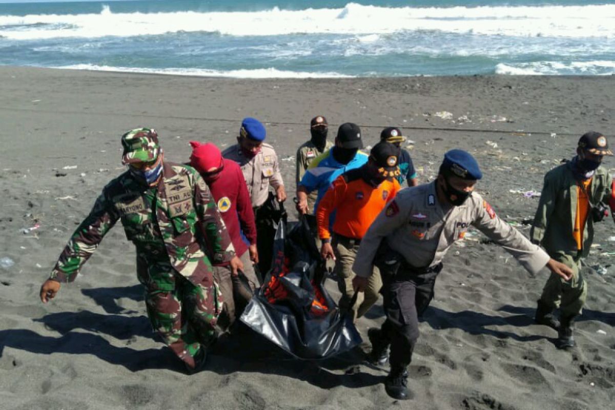 Wisatawan asal Madiun tenggelam di Pantai Parangtritis Bantul ditemukan