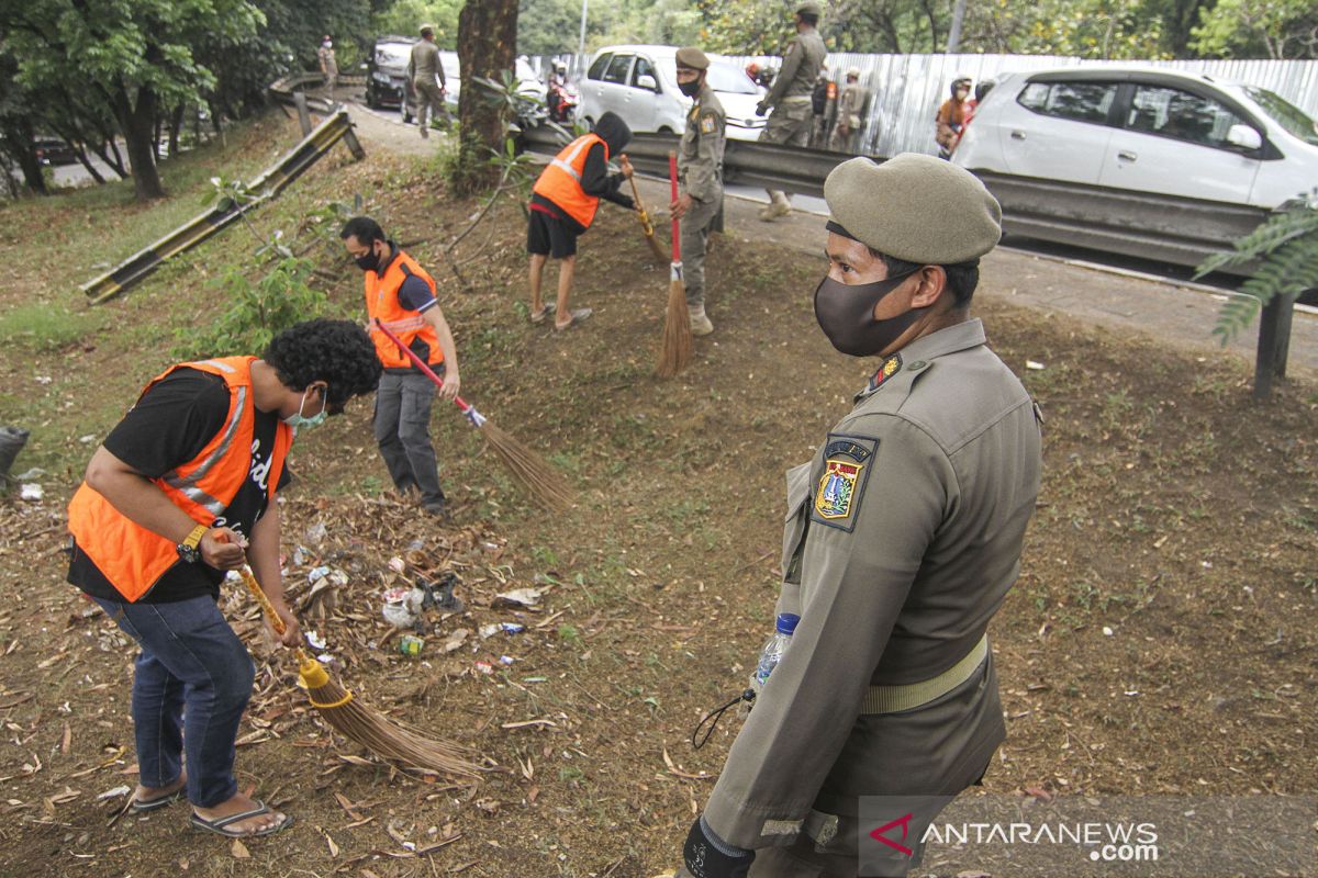 DKI Jakarta ikuti aturan PPKM dari pemerintah pusat