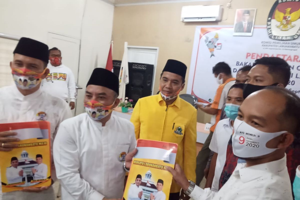 KPUD Labuhanbatu terima berkas Bapaslon Andi-Faizal