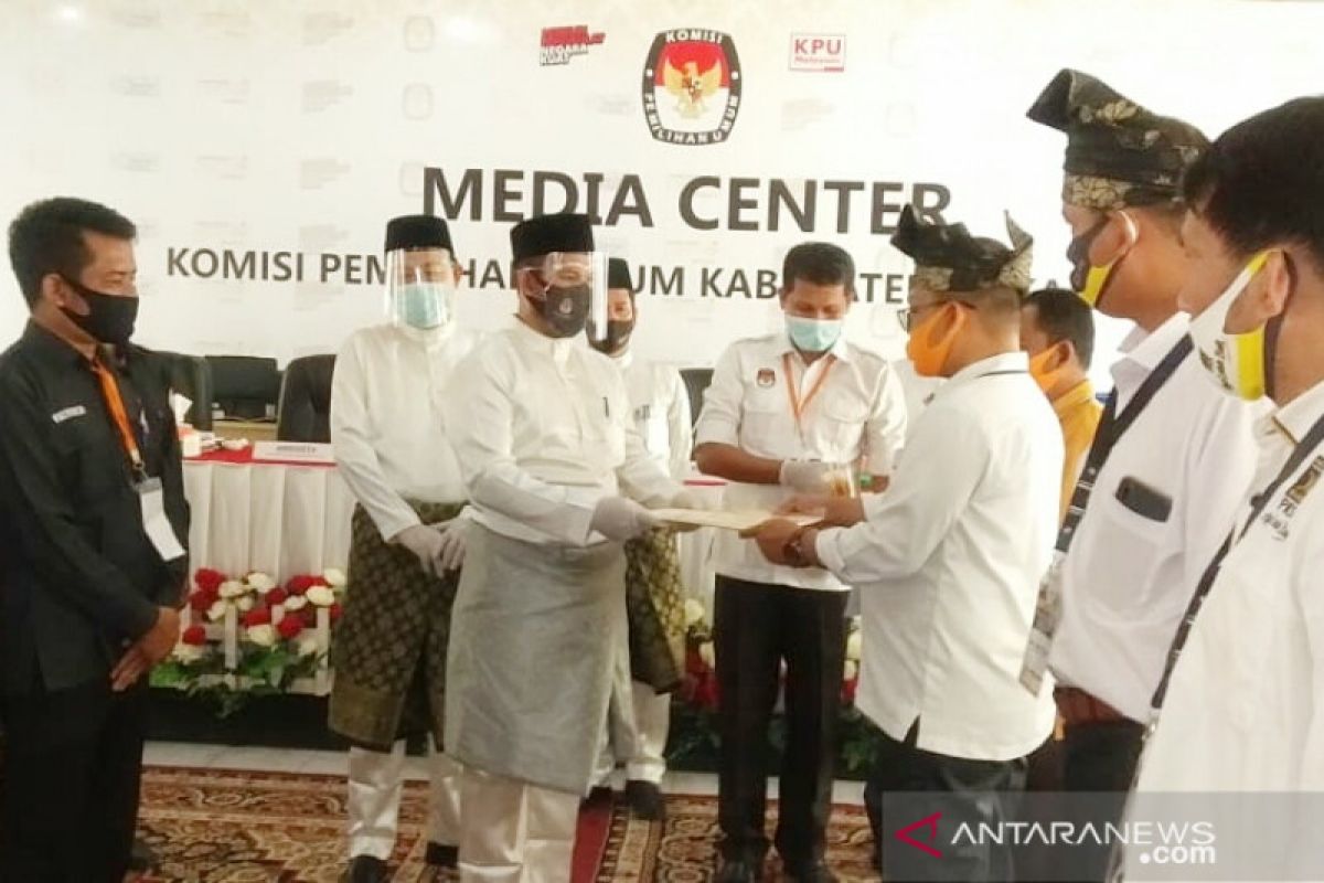 Pasangan CAMAR resmi mendaftar di KPU Rokan Hilir