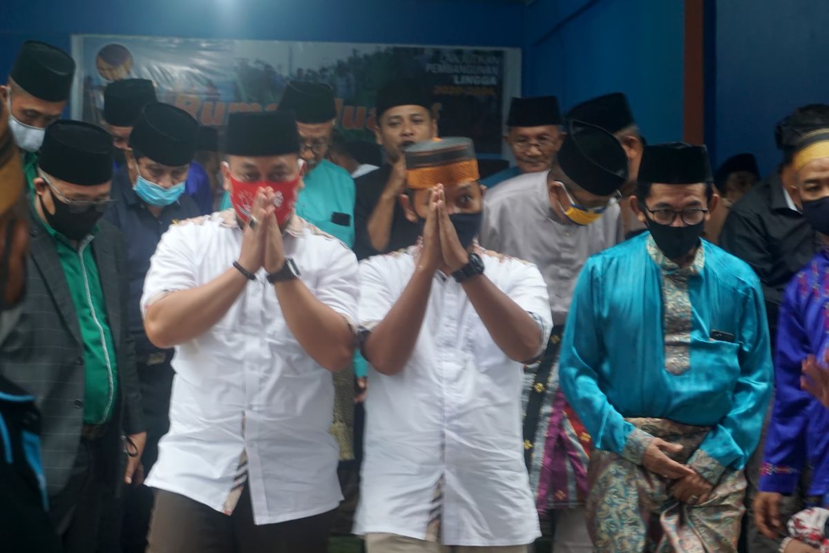 Nizar doakan semua paslon lolos di KPU Lingga