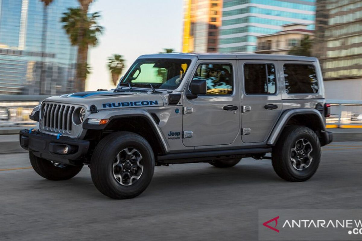 Jeep Wrangler 4xe jadi mobil bertenaga baterai AS pertama