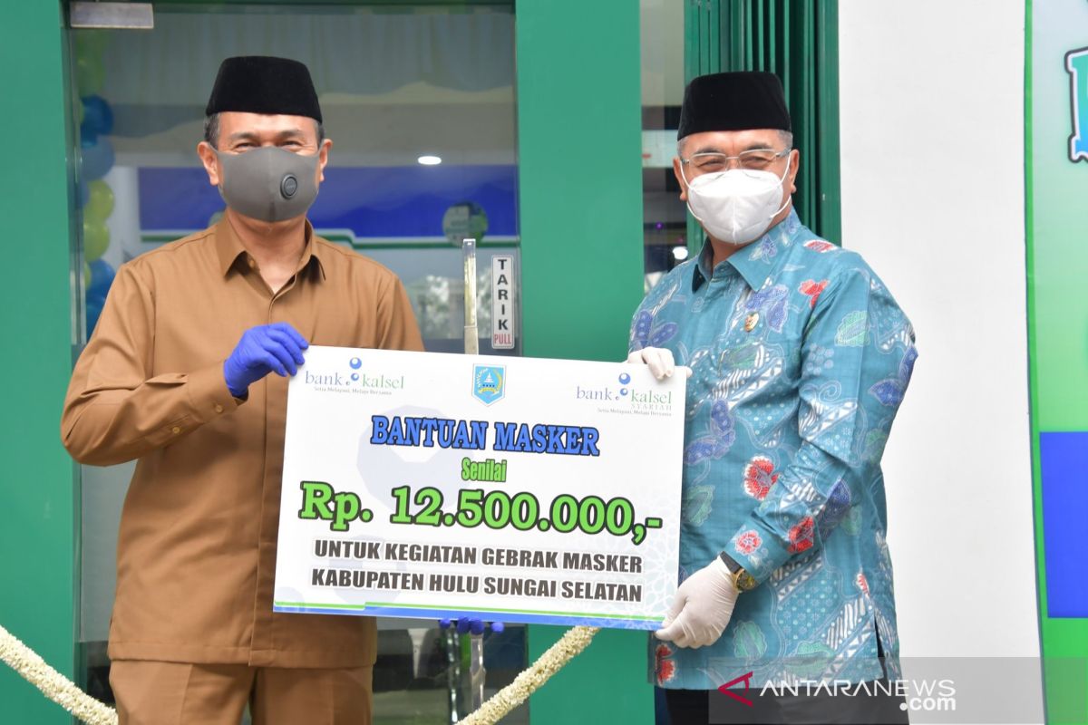 Peresmian gedung baru di Kandangan, Bank Kalsel berdonasi untuk Gebrak Masker