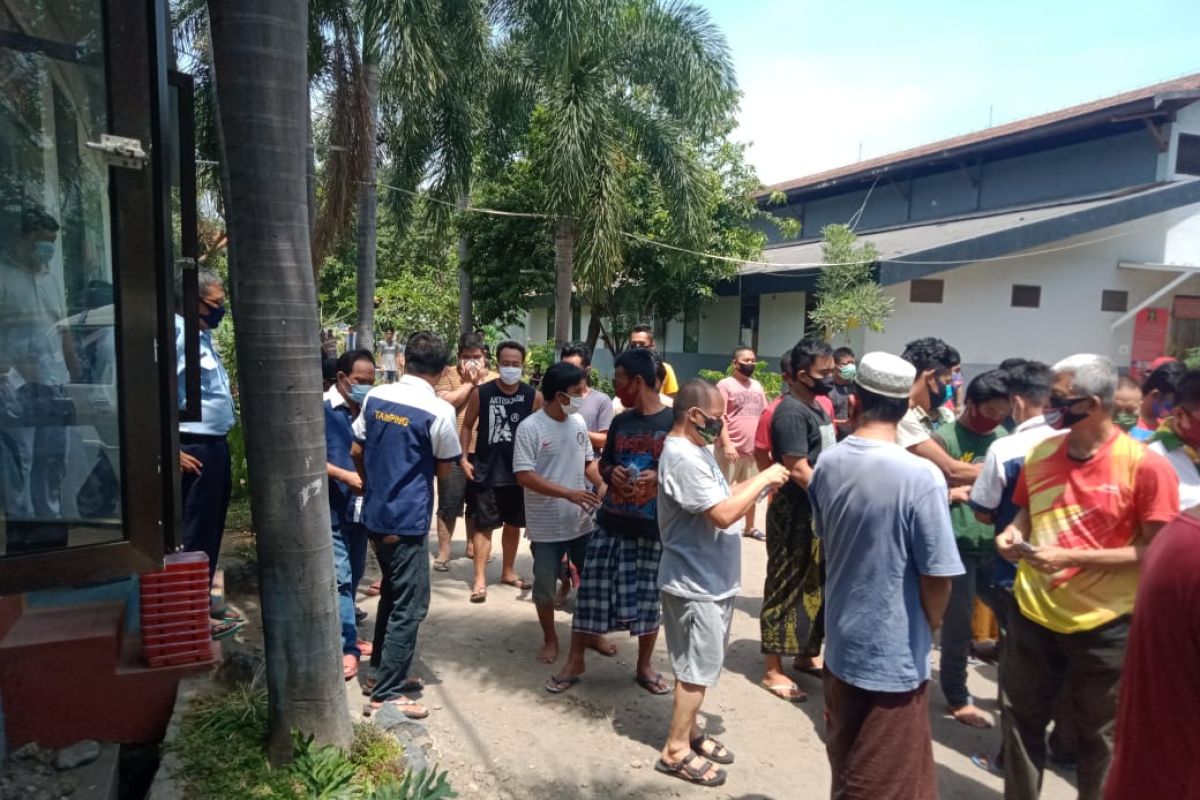 47 warga binaan Lapas Surabaya dikembalikan ke blok hunian usai karantina