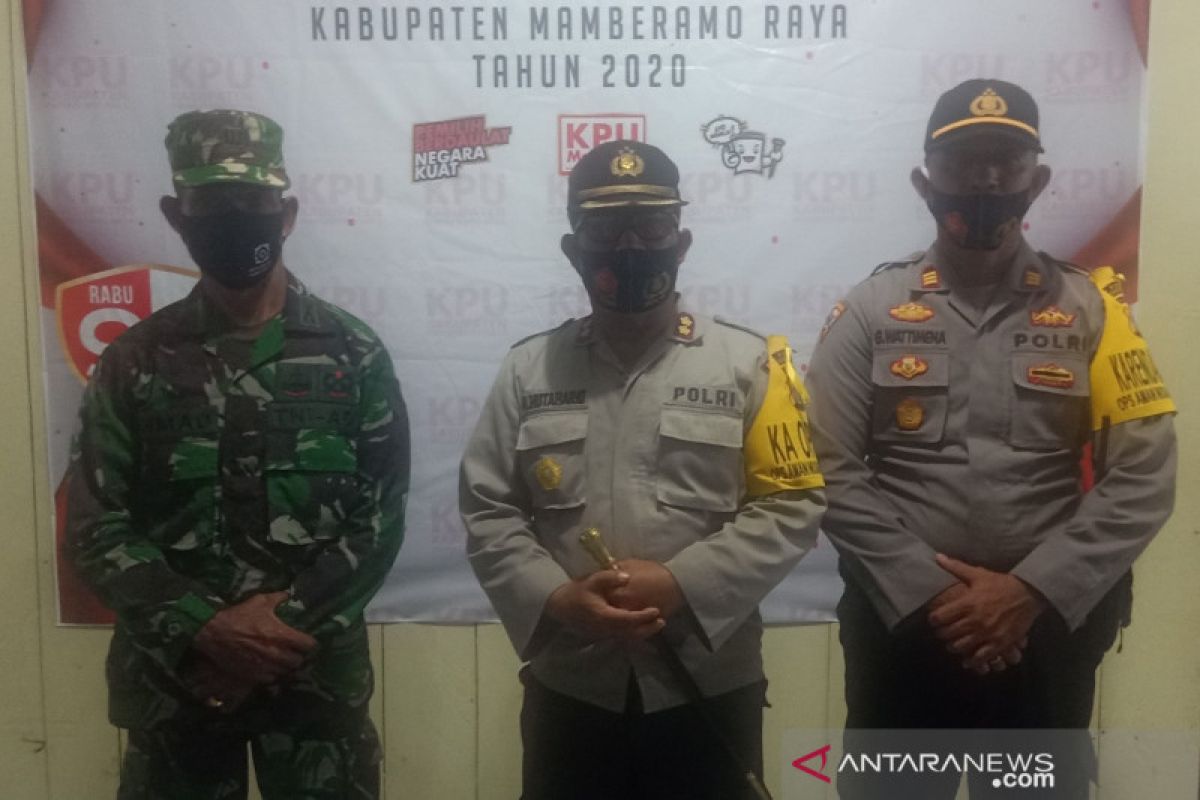 Police continue to safeguard, secure Mamberamo Raya's KPU office