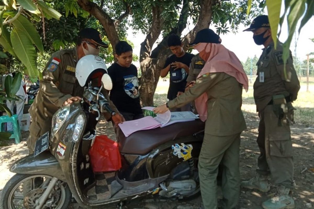 Satpol PP Kudus tindak 859 warga tak patuh  protokol kesehatan