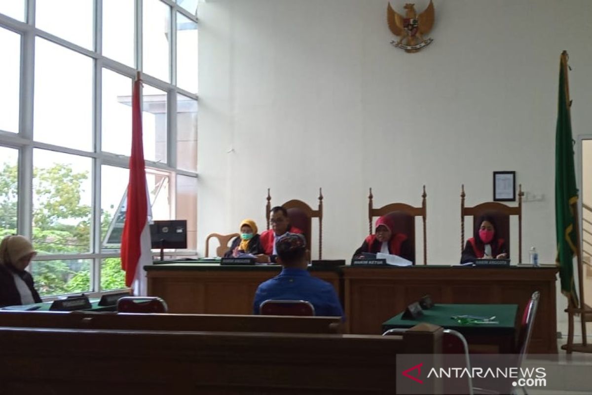 Wakil Bupati Sijunjung divonis 3 bulan penjara dalam kasus perusakan