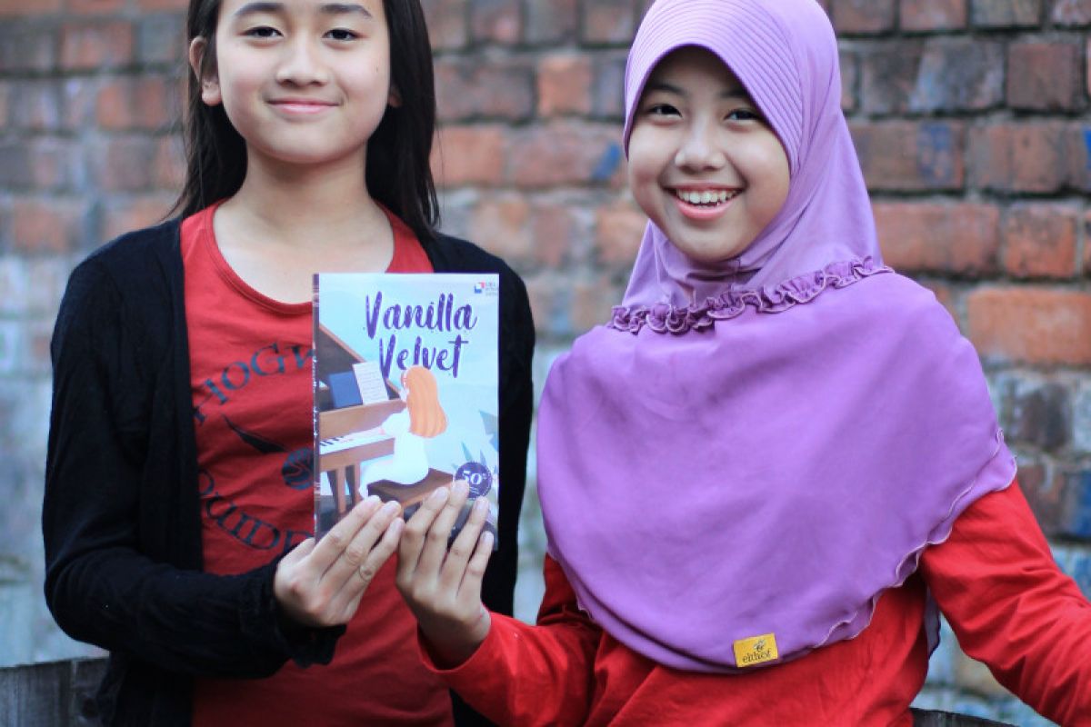Dua gadis cilik Indonesia terbitkan novel bahasa Inggris
