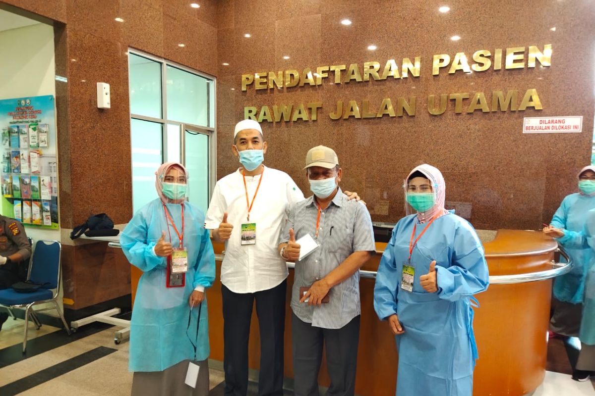 Empat bacalon Kepala Daerah Dumai cek kesehatan di RSUD Arifin Achmad