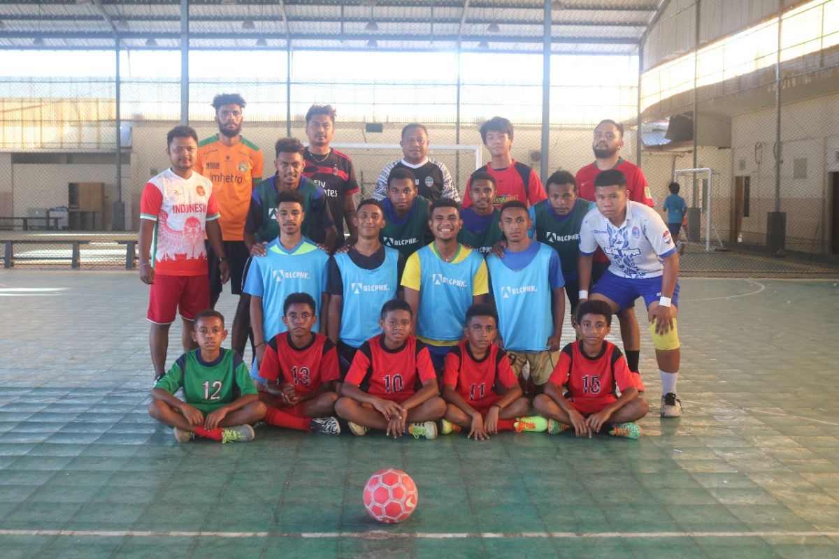 Tim futsal Bifor Papua latihan di masa pandemi COVID-19