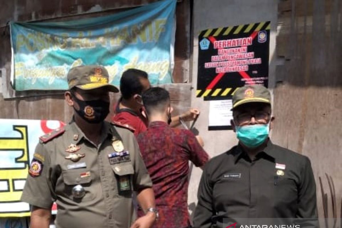 Satpol PP segel bangunan tanpa IMB di Denpasar