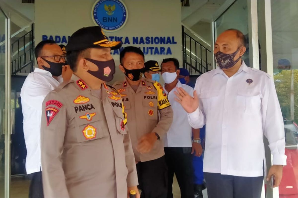 Kapolda Sulut silaturahim ke sejumlah tokoh agama dan pejabat