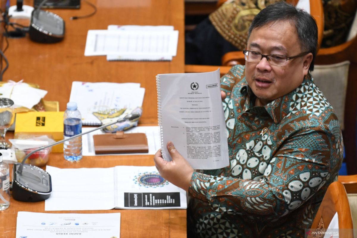 Menristek berikan penghargaan kepada pemenang Science Studio 2020