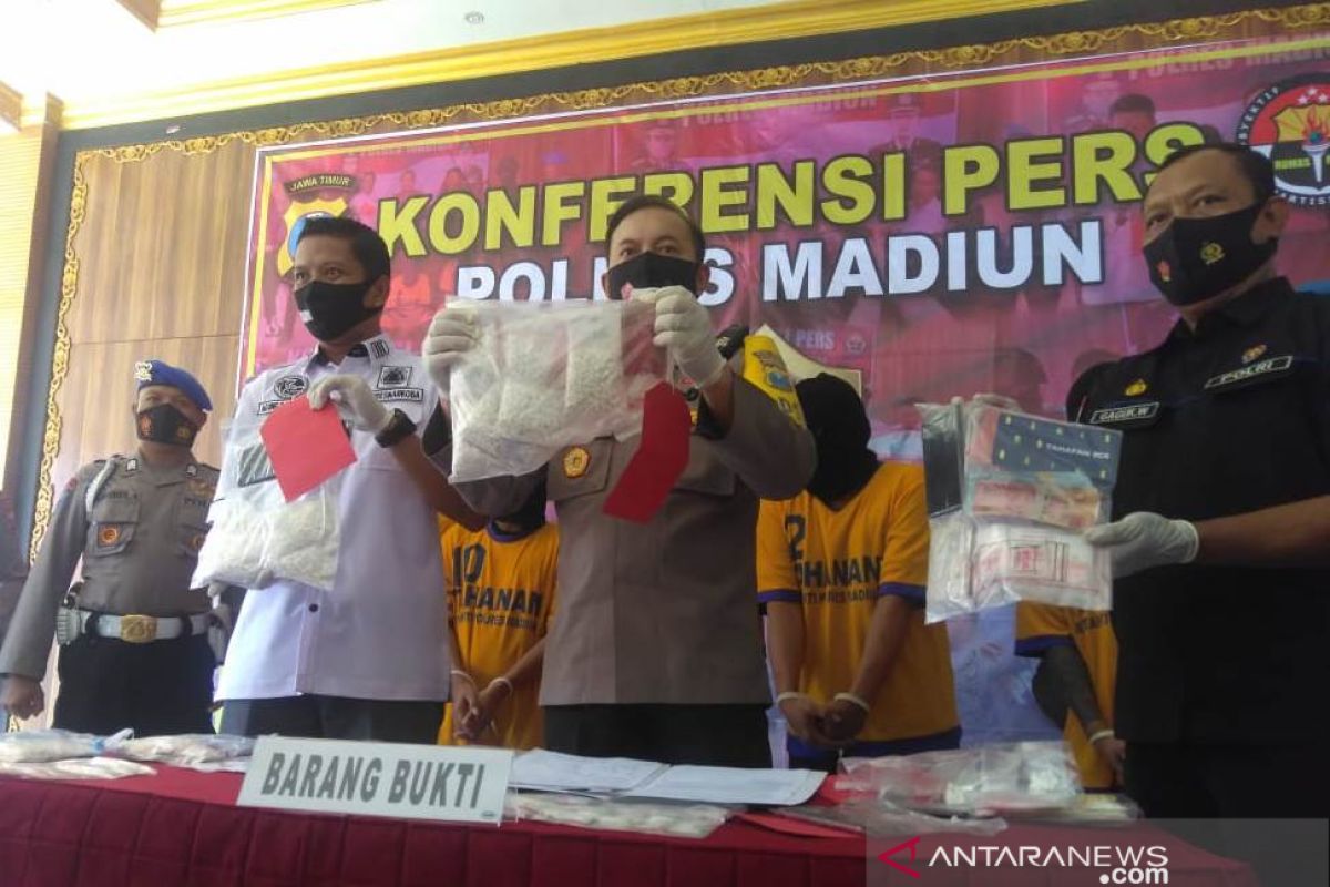 Polres Madiun ringkus lima tersangka kasus narkoba