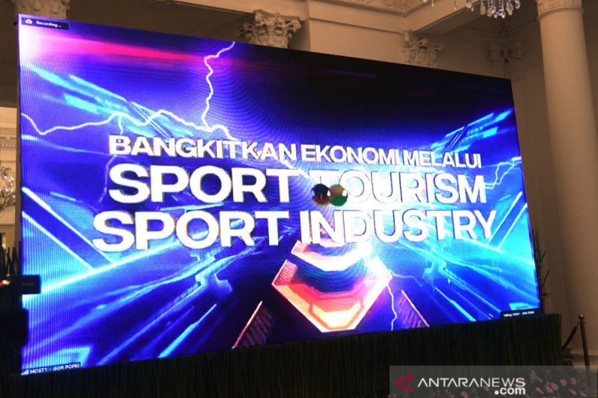 Presiden Jokowi sebut olahraga buka peluang Indonesia kembangkan "sport tourism"