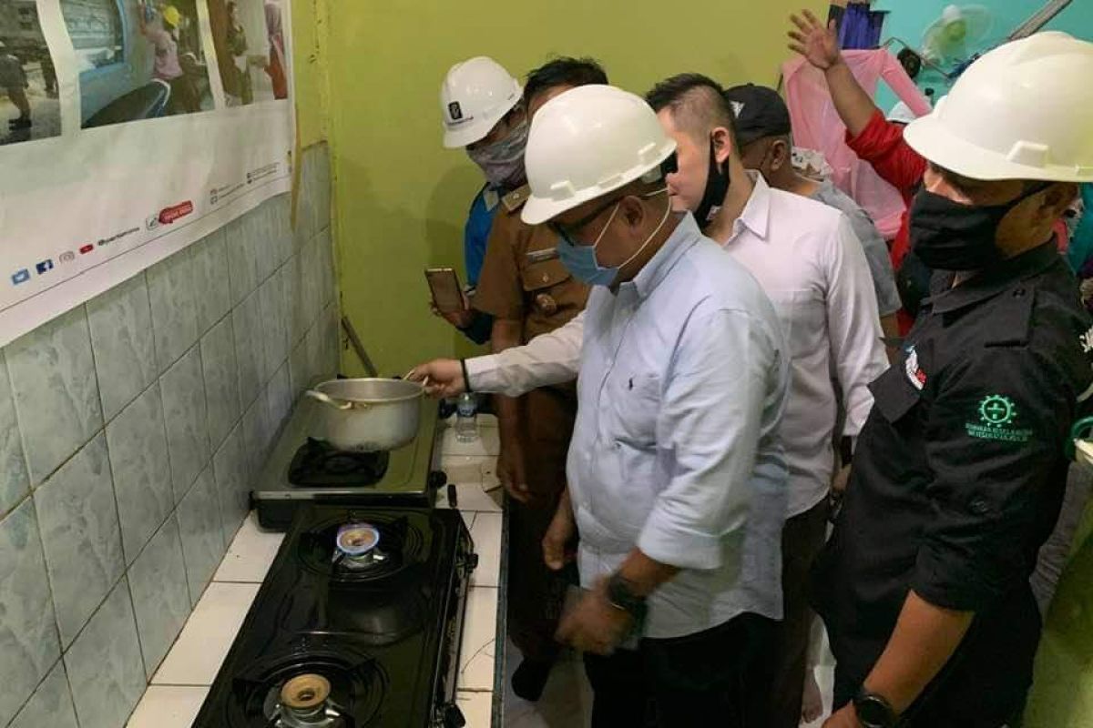 Sebanyak 5.077 warga Pekanbaru di tiga kecamatan dialiri gas kota